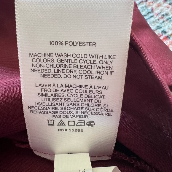 Women’s Express Crimson Red Blouse, Size M - Picture 5 of 6